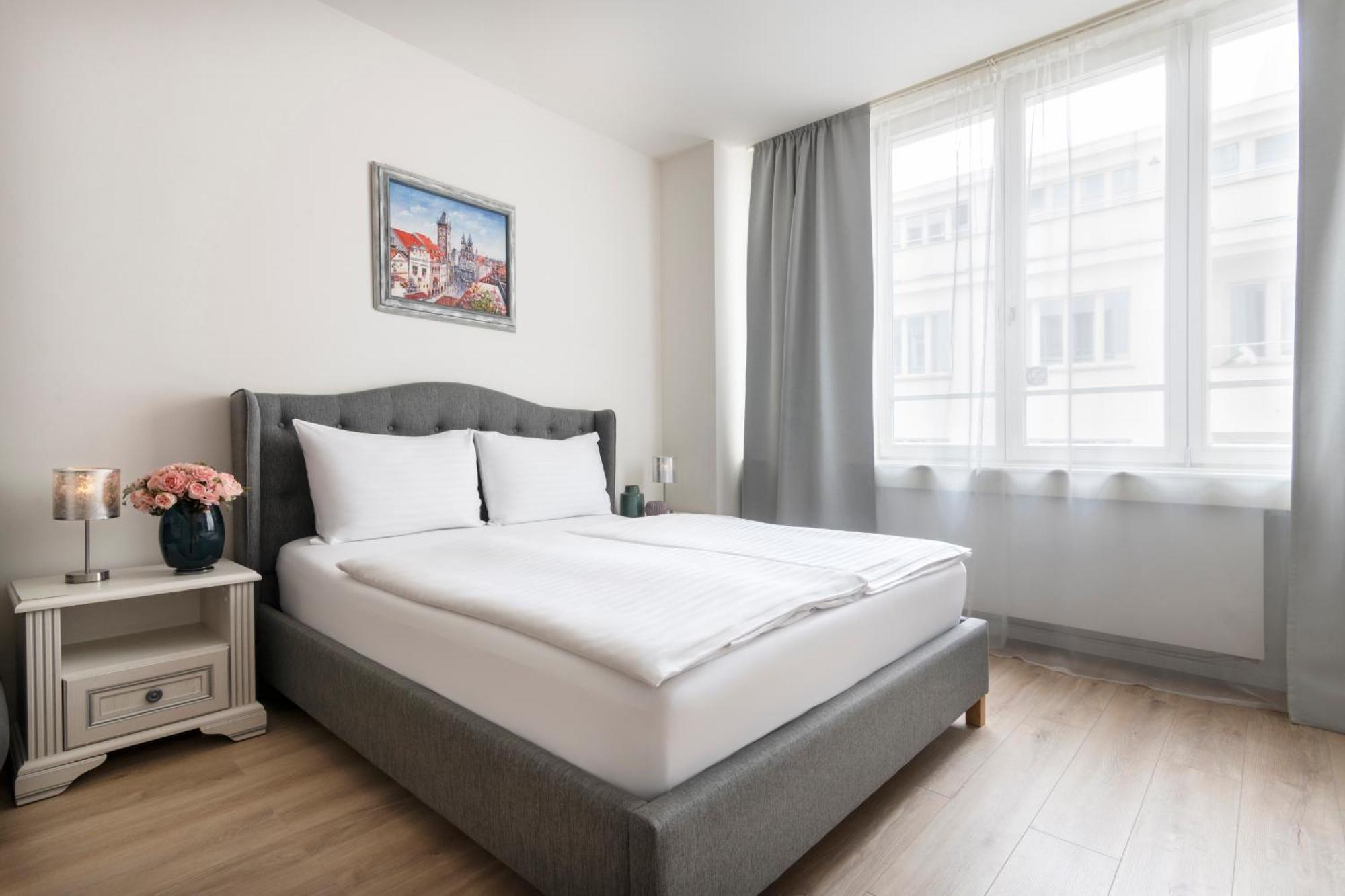 Prague Serenity Suites And Apartments Extérieur photo