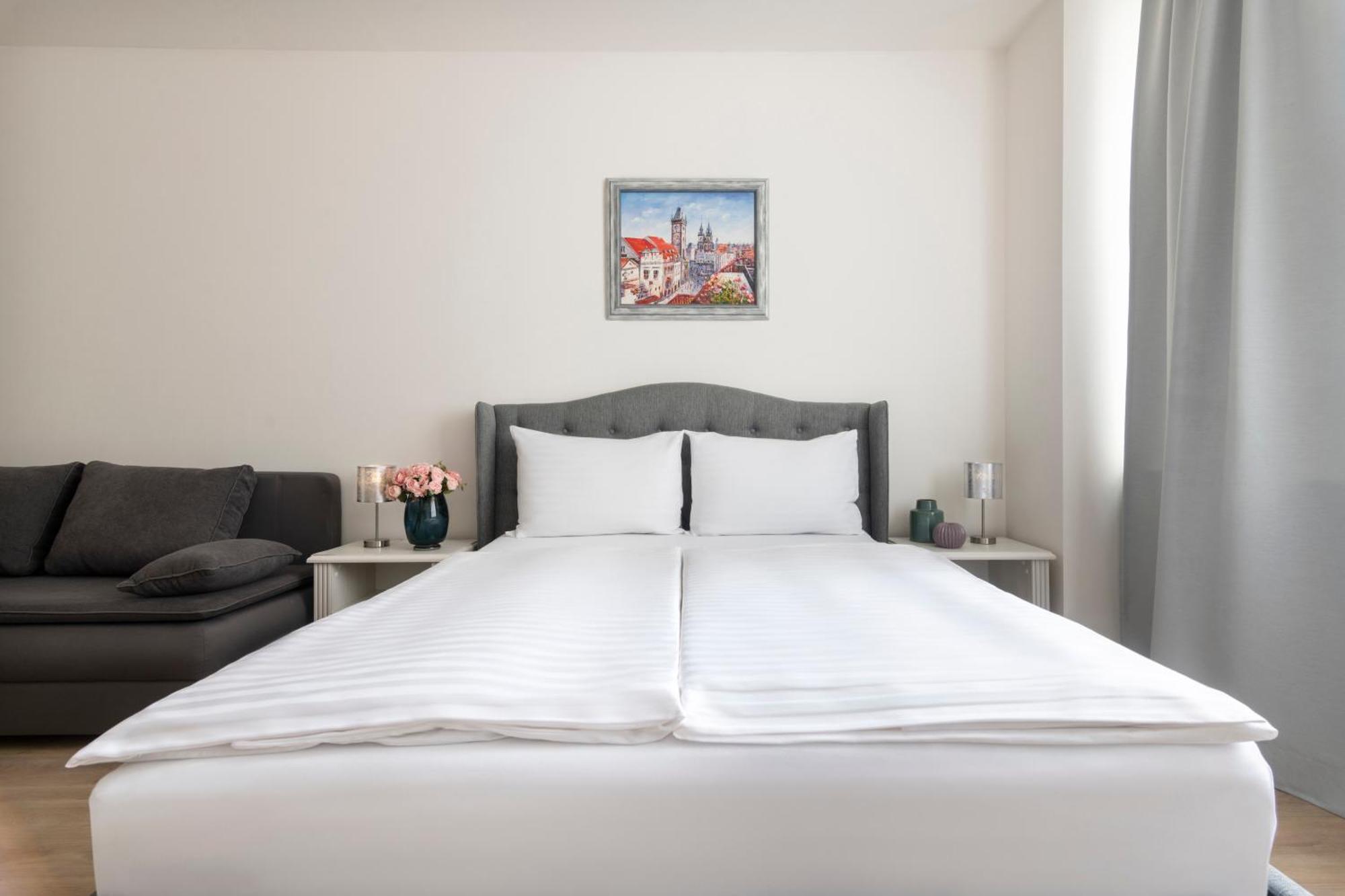 Prague Serenity Suites And Apartments Extérieur photo