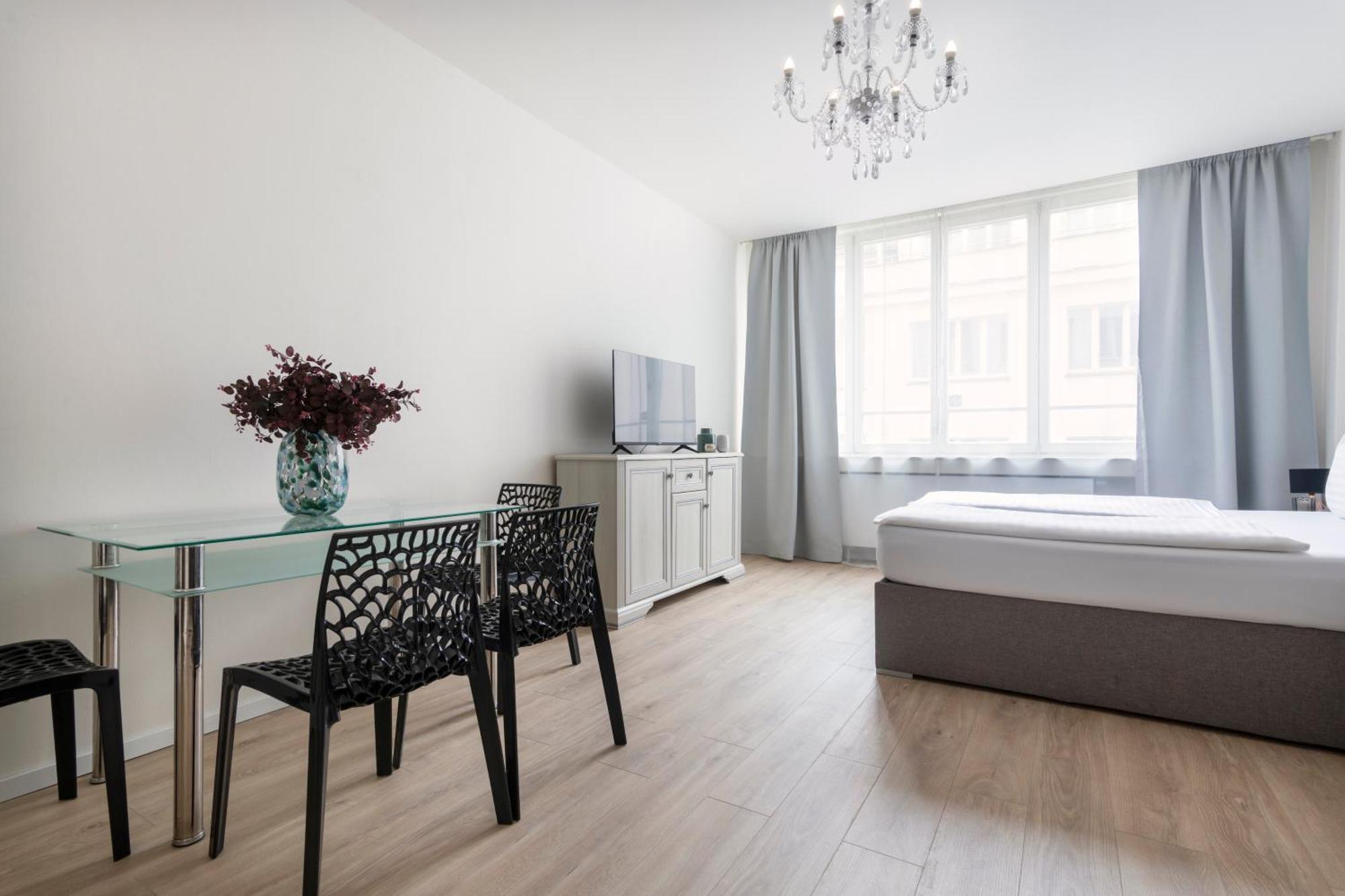 Prague Serenity Suites And Apartments Extérieur photo