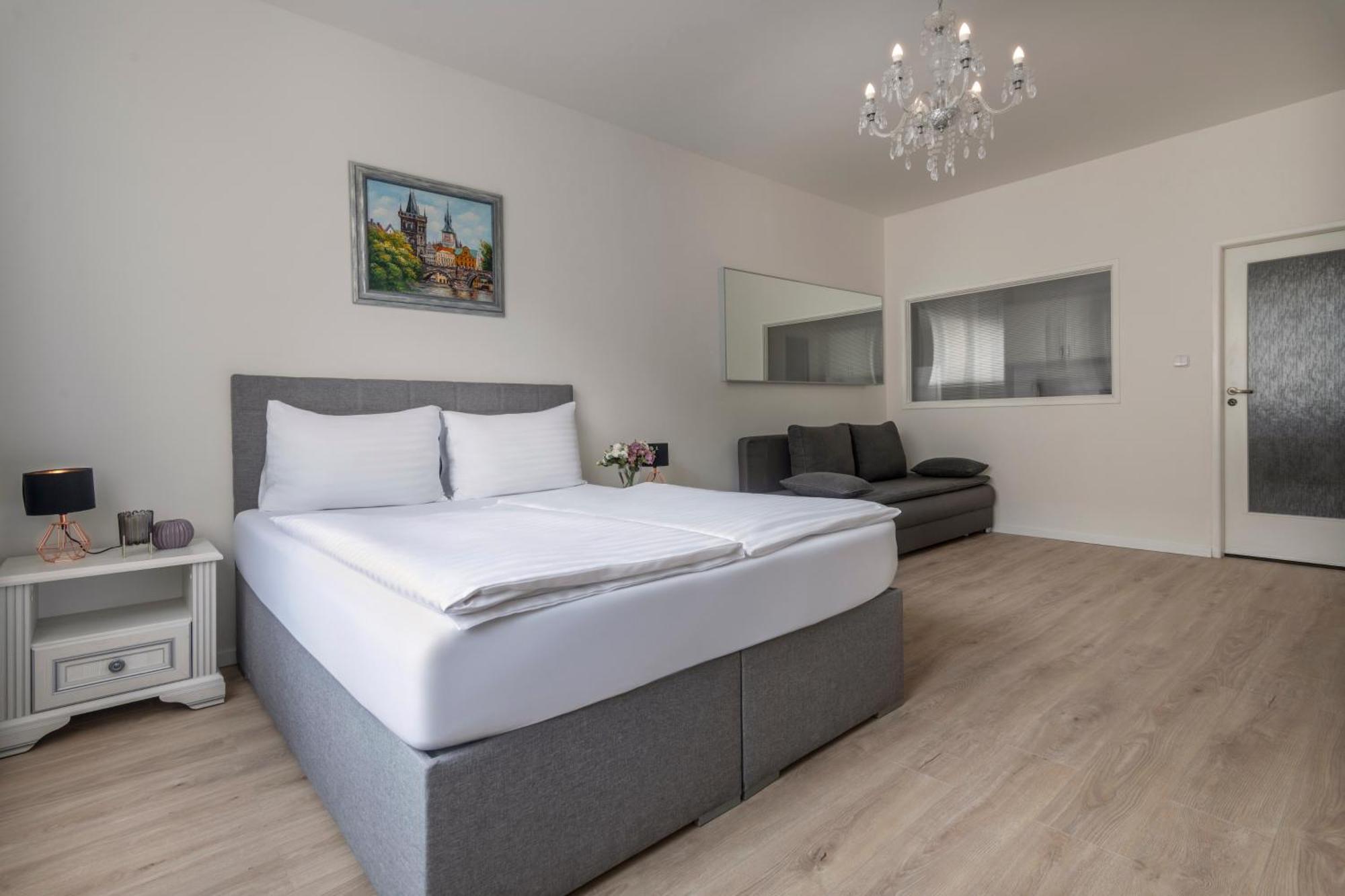 Prague Serenity Suites And Apartments Extérieur photo